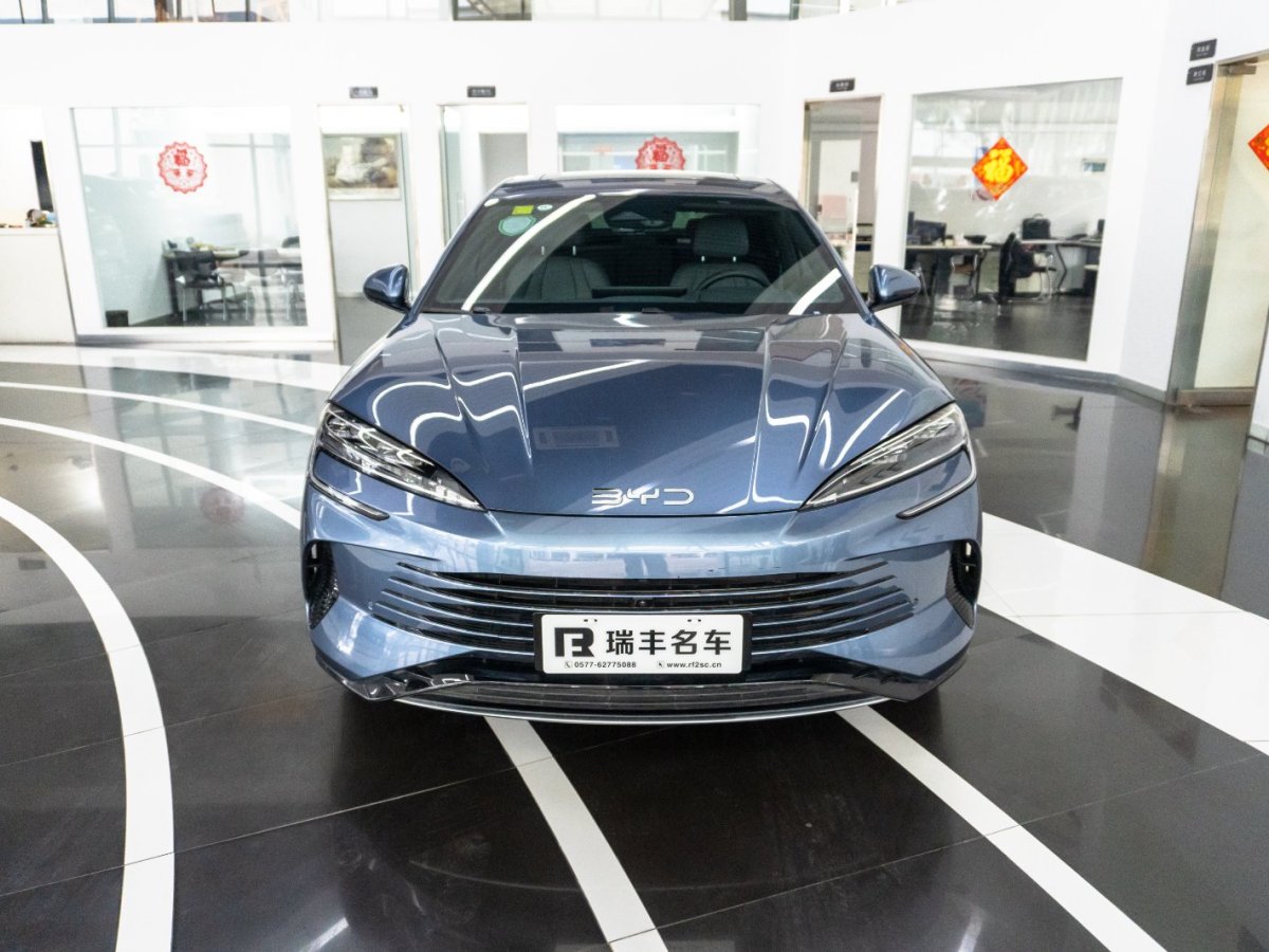 BYD Seal 07 DM-i 2024 صورة سيارة 