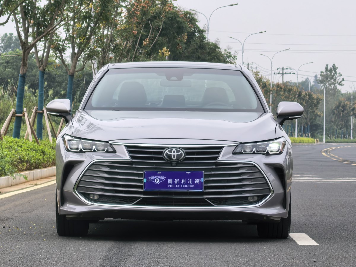 Toyota Avalon 2020 汽车图片 