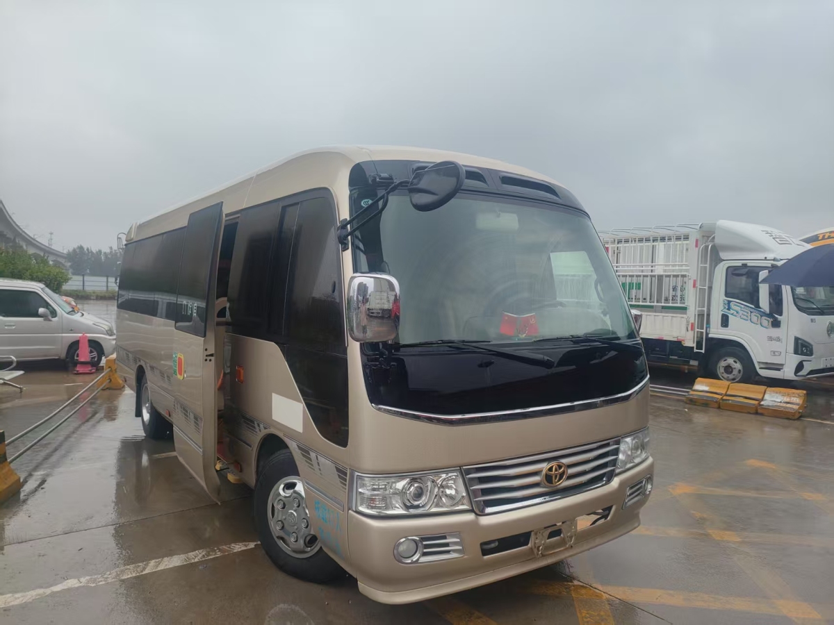 Toyota Coaster 2020 imagen de coche 