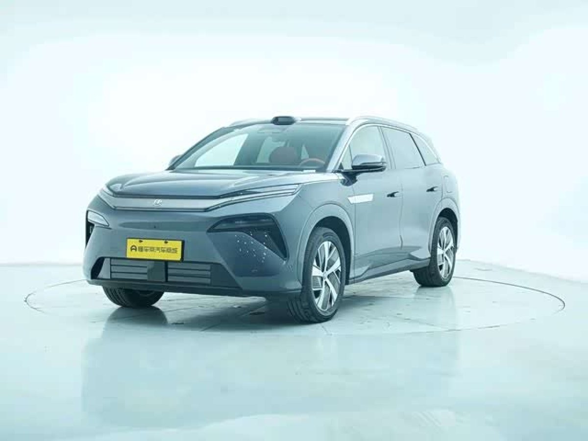 BYD Tang L 2025 immagine di auto 