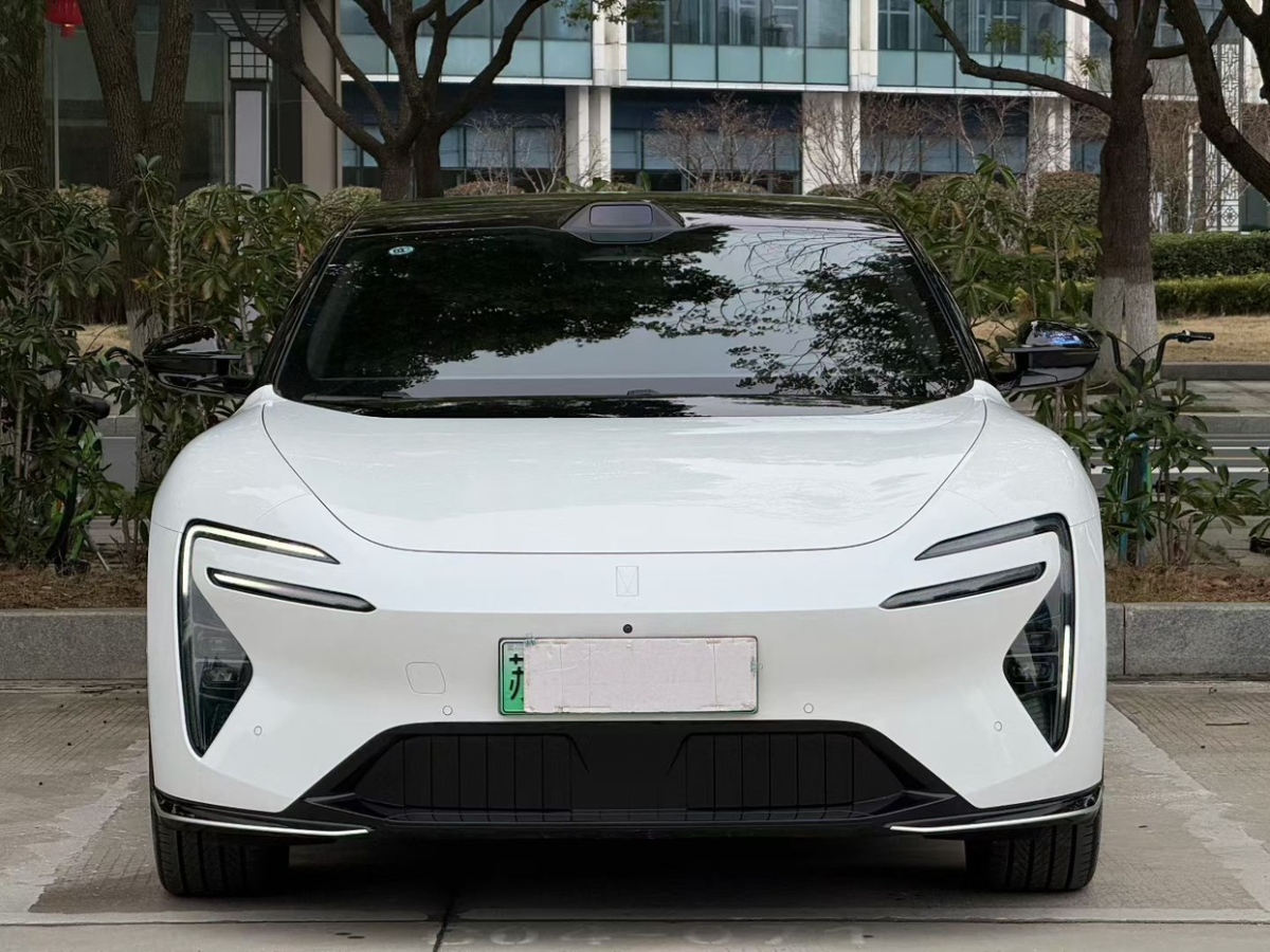 Avatr 06 2025 imagem de carro 