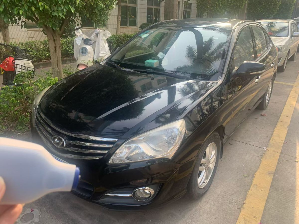 Hyundai Elantra HD 2014 immagine di auto 