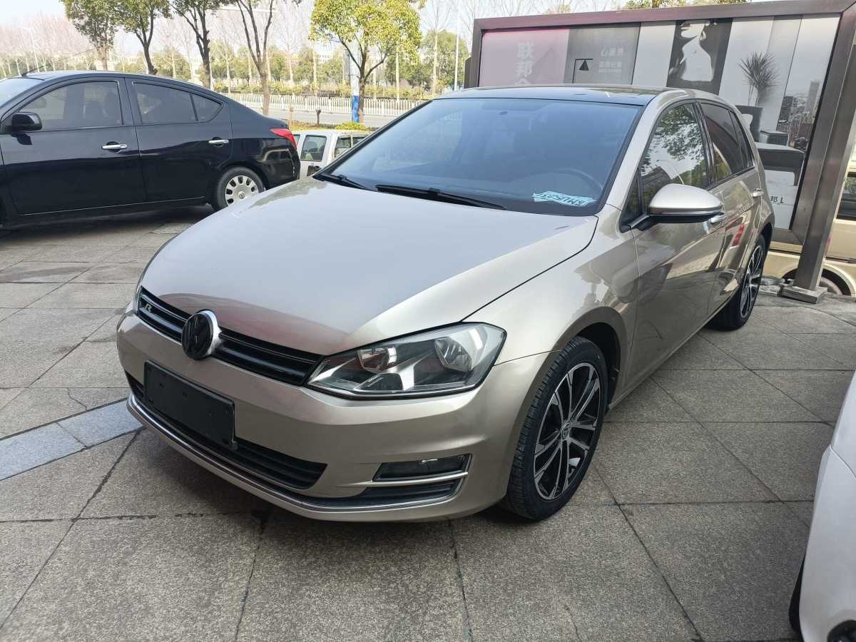 Volkswagen Golf 2016 Volkswagen Golf 2016 car image