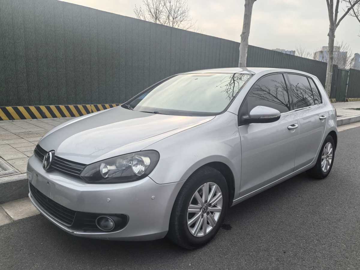 Volkswagen Golf 2013 Volkswagen Golf 2013 car image