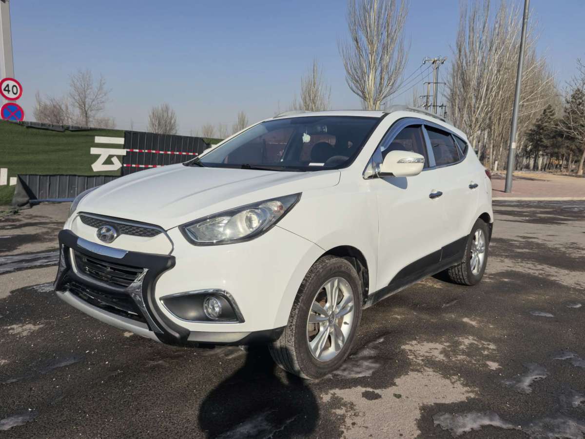 Hyundai ix35 2013 immagine di auto 
