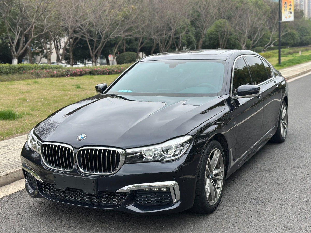 BMW 7 Series 2018 汽车图片 