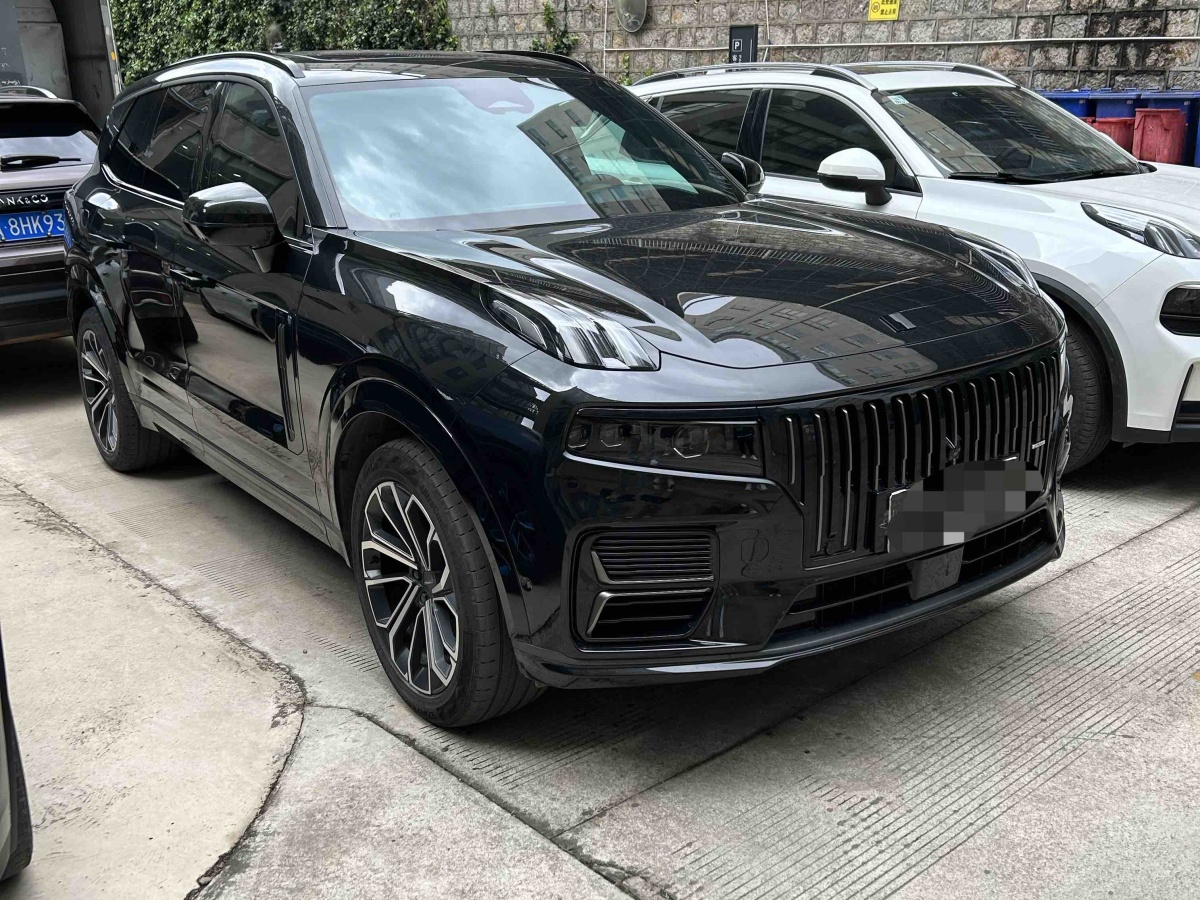 Lynk & Co 09 EM-P 2025 car image 