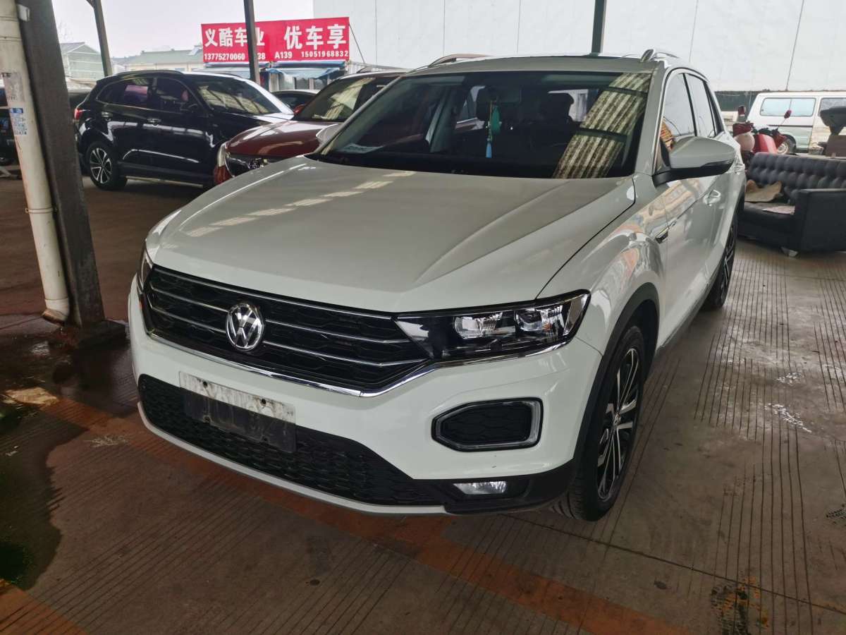 Volkswagen T-Roc 2020 car image 