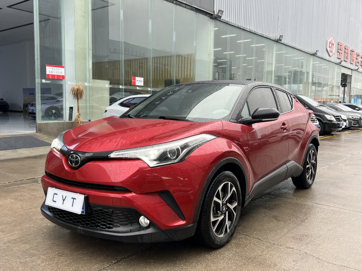 Toyota C-HR 2019 汽车图片 