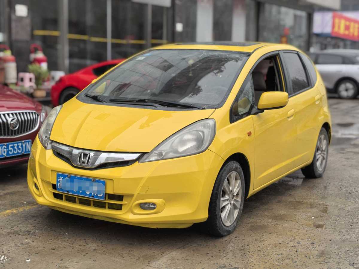 Honda Fit 2011 car image 
