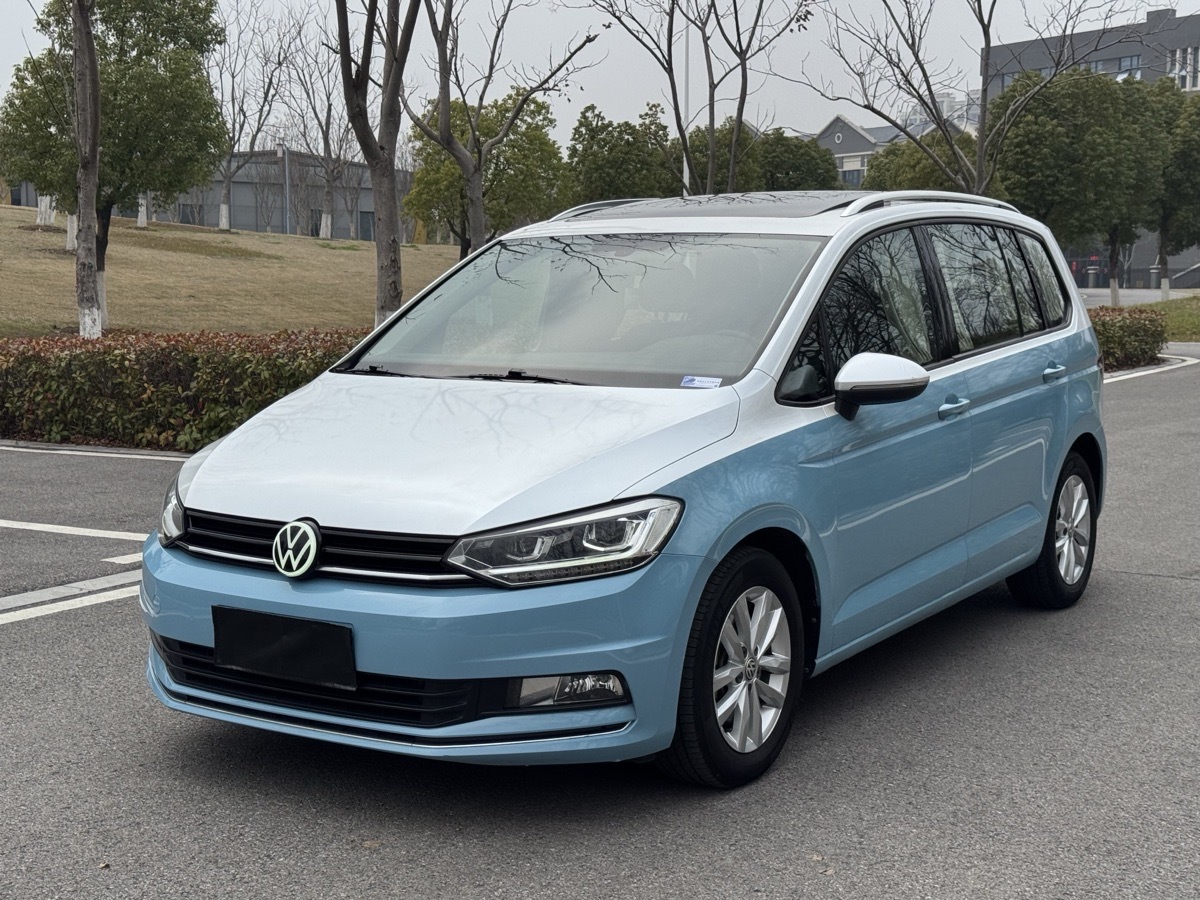 Exceed Touran 2018 car image 