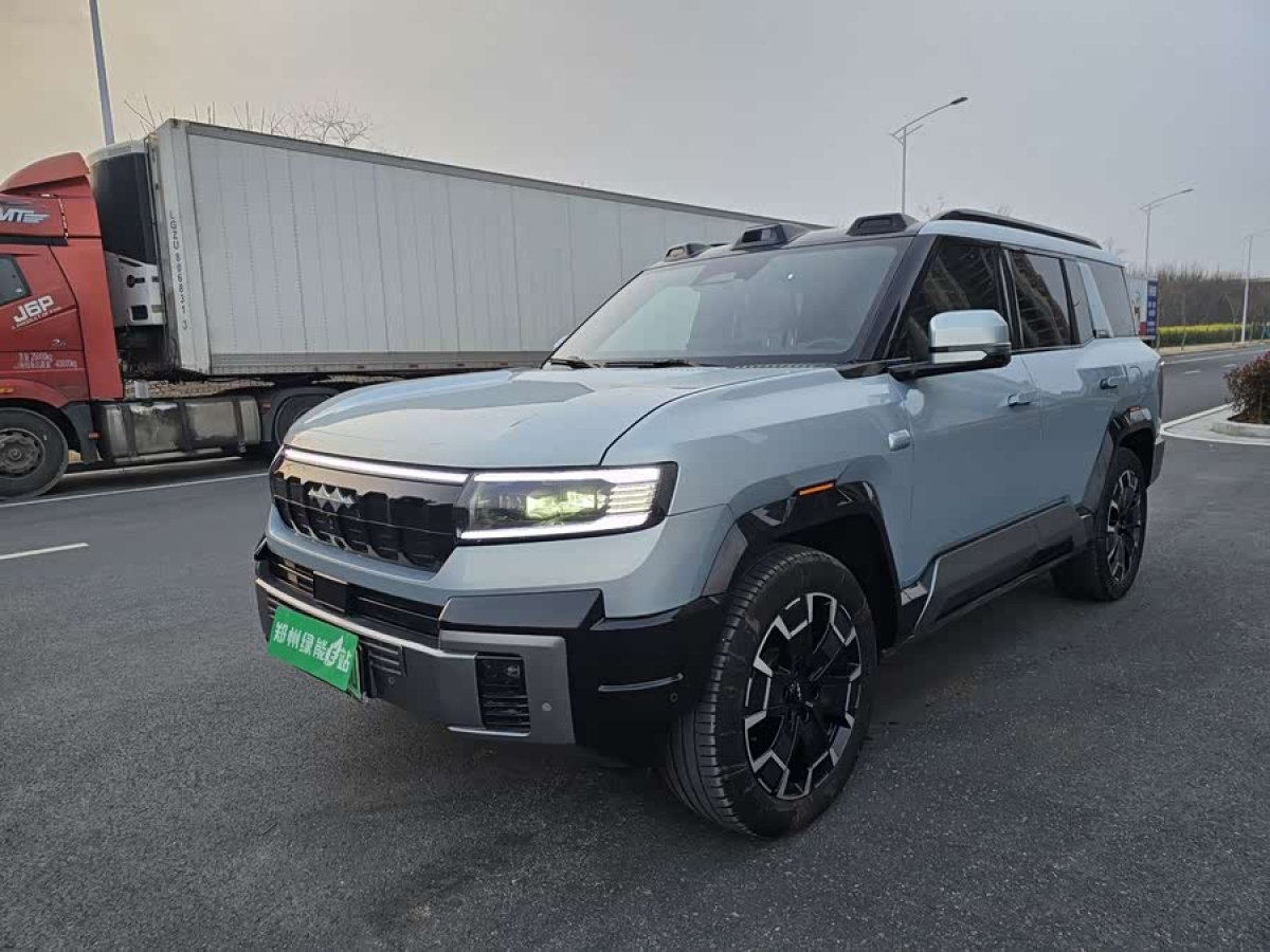 方程豹 豹8 2025 汽车图片 