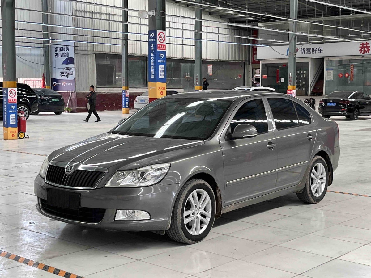 Skoda Octavia 2014 immagine di auto 