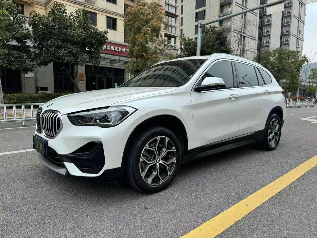 BMW X1 2021 car image 