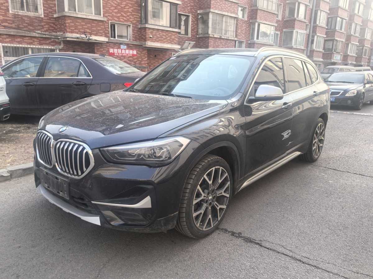 BMW X1 2020 BMW X1 2020 car image