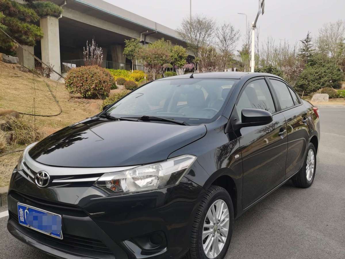 Vios 2014 صورة سيارة 