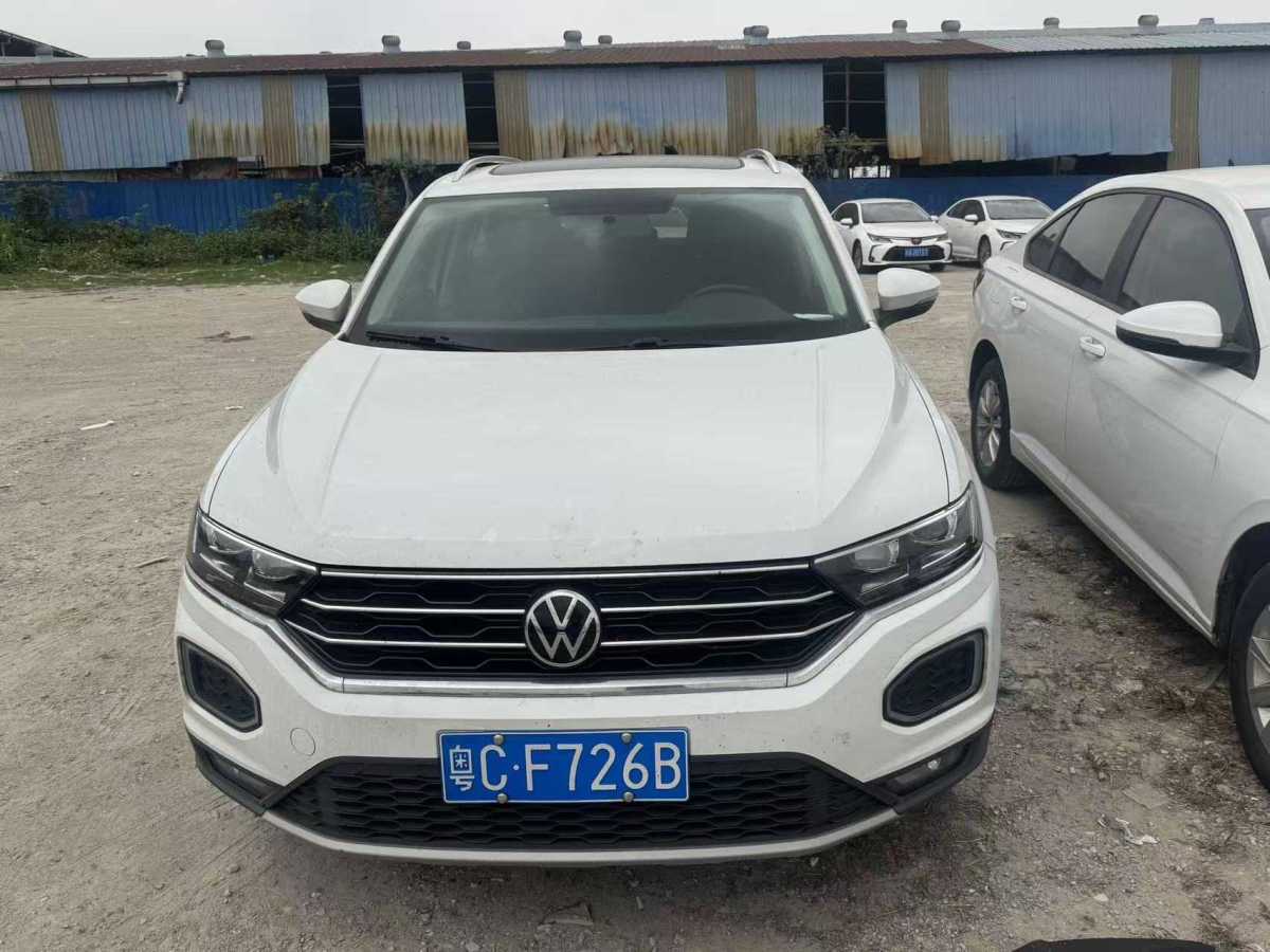 Volkswagen T-Roc 2022 汽车图片 