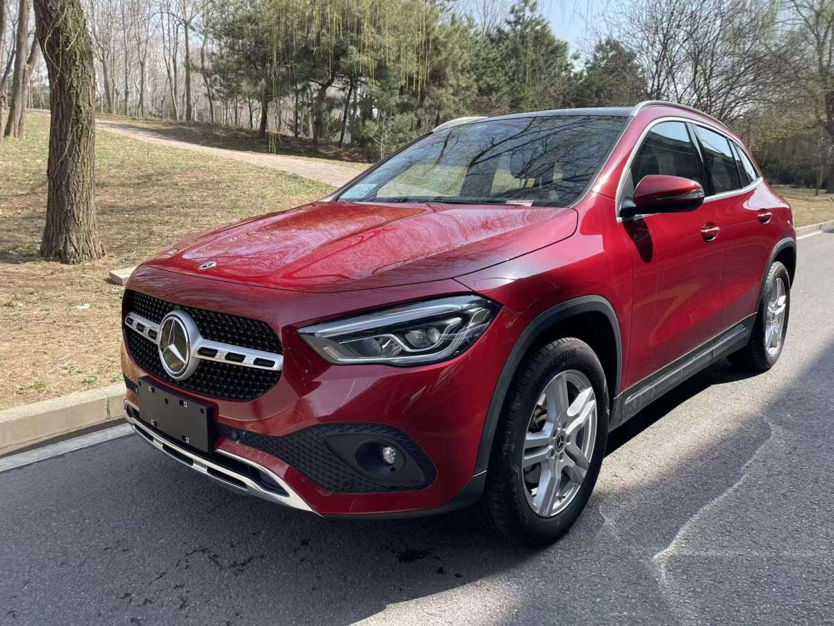 Mercedes-Benz GLA Class 2023 汽车图片 