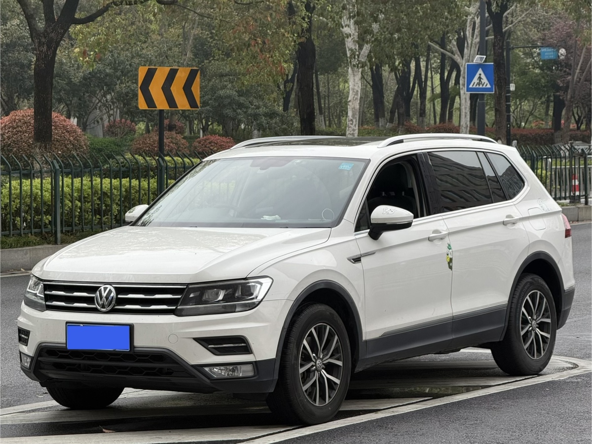 Volkswagen Tiguan L 2019 imagen de coche 