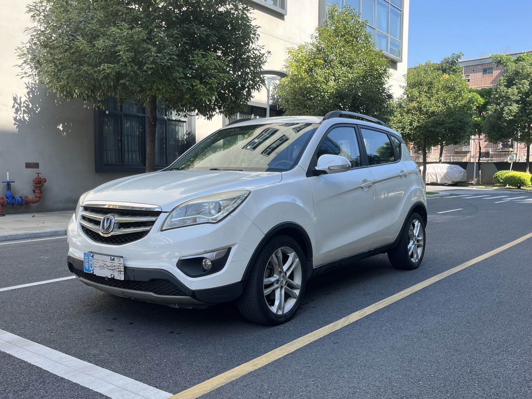 Changan CS35 2013 car image 