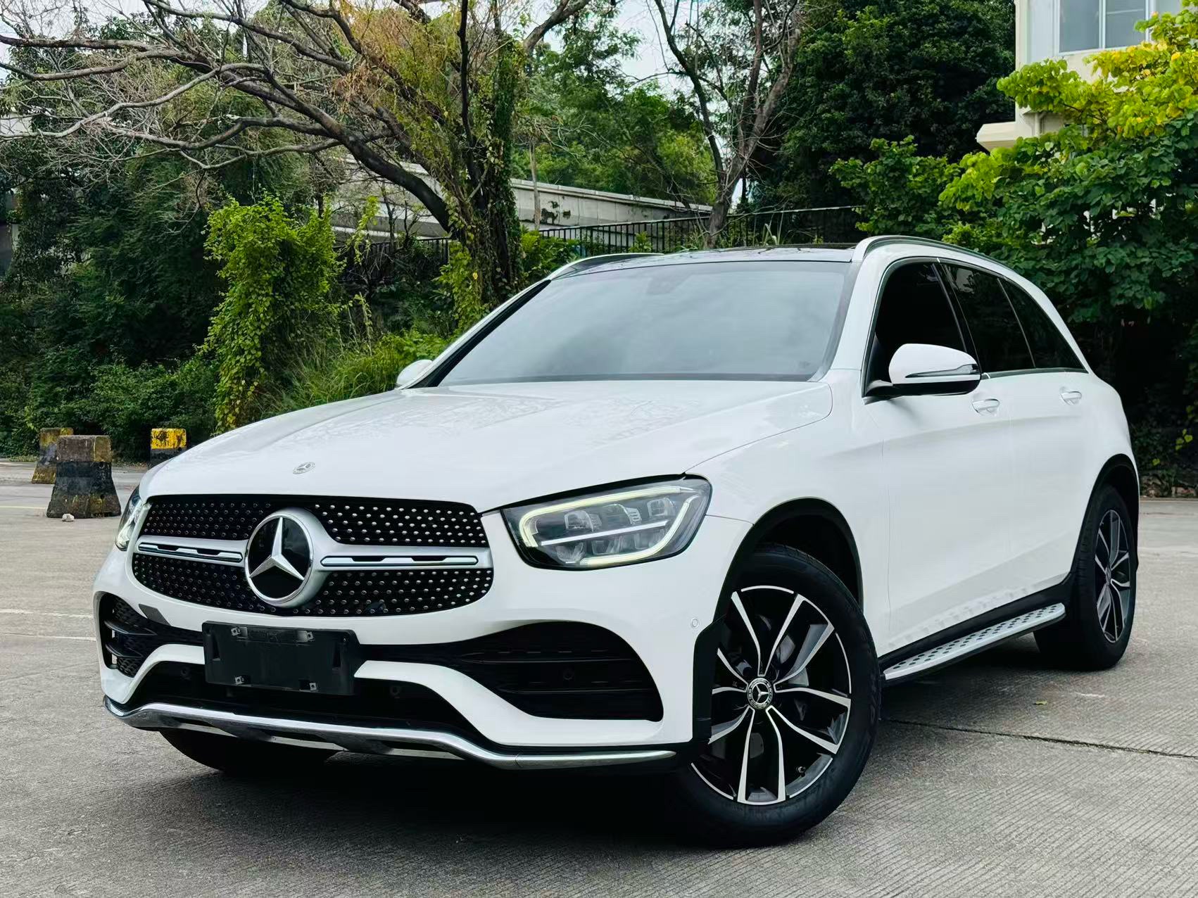 Mercedes-Benz GLC Class 2021 car image 