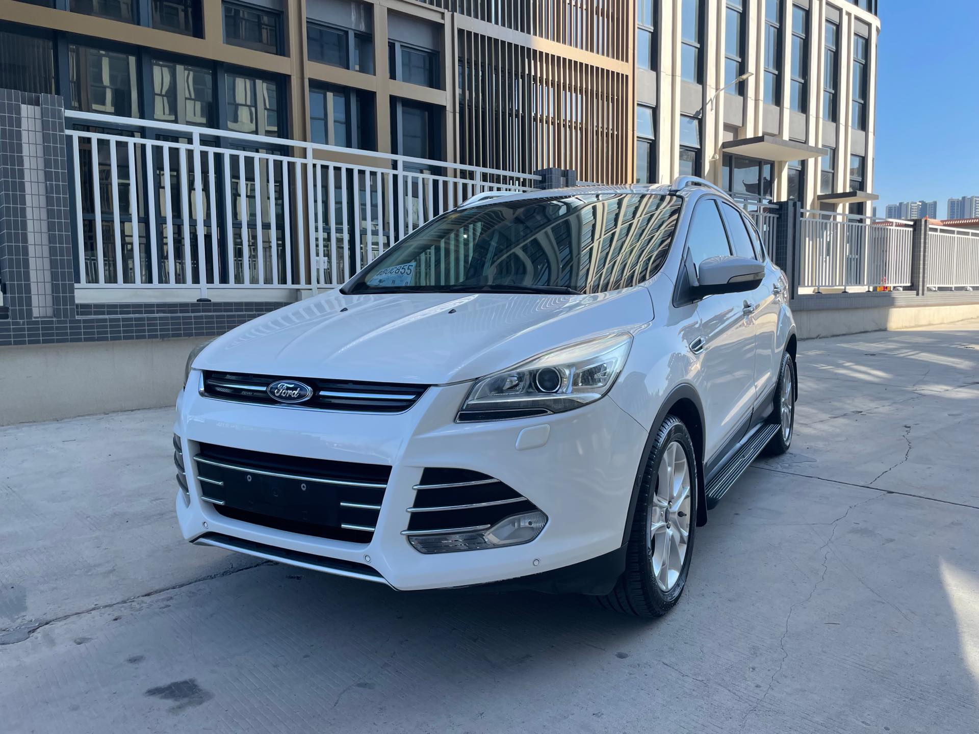 Ford Kuga 2014 car image 