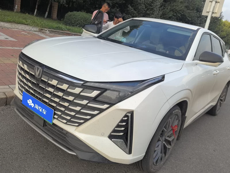 Changan UNI-Z 2025 car image 