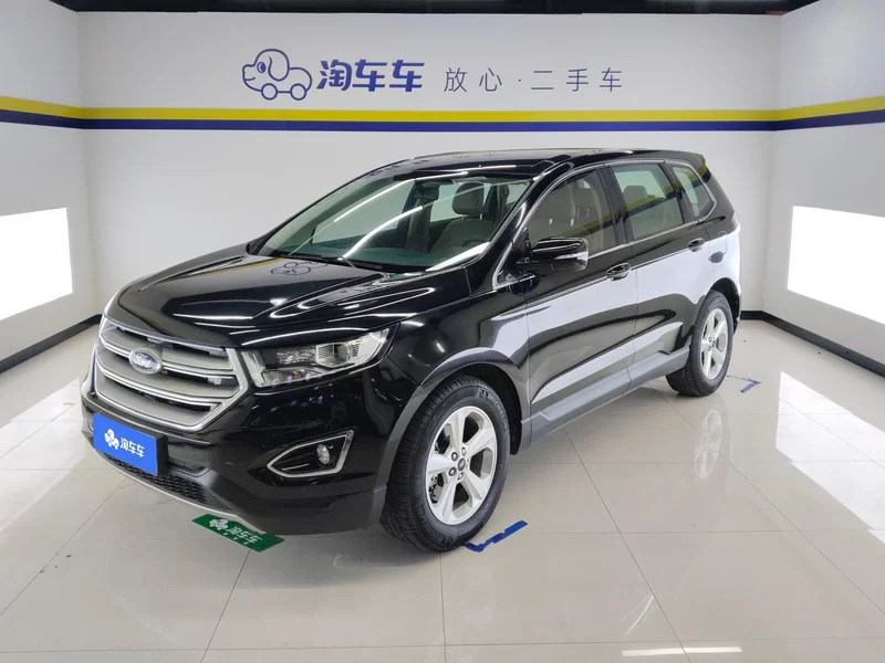 Ford Edge 2019 immagine di auto 