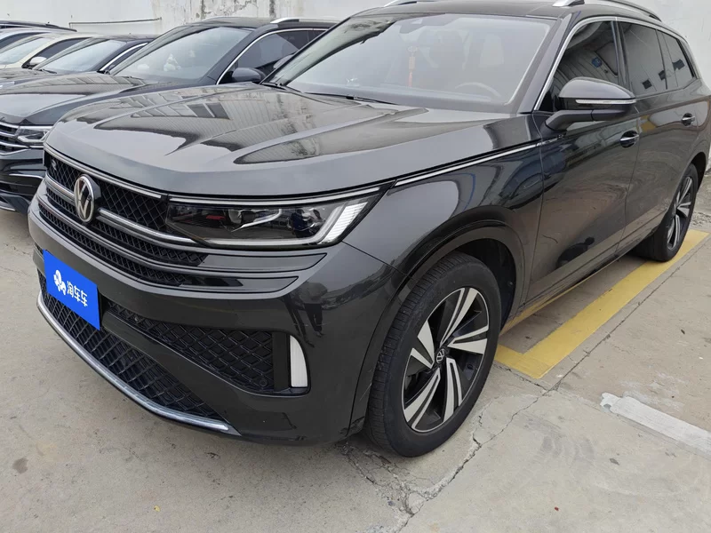 Volkswagen Tavendor 2023 immagine di auto 