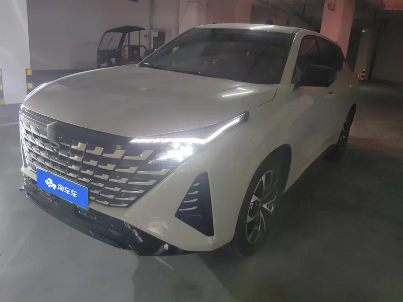 Changan UNI-Z 2024 car image 