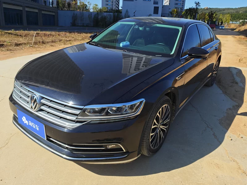 Volkswagen Phideon 2018 immagine di auto 