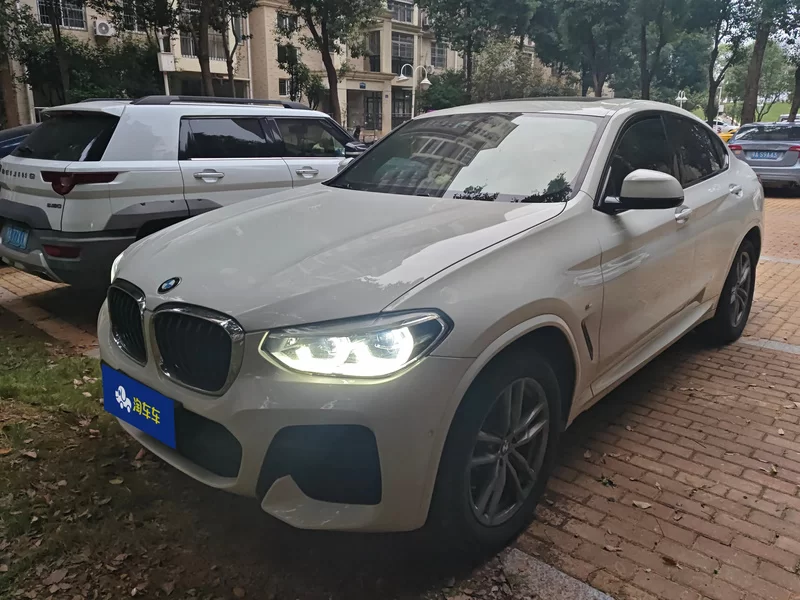BMW X4 M40i 2020 car image 