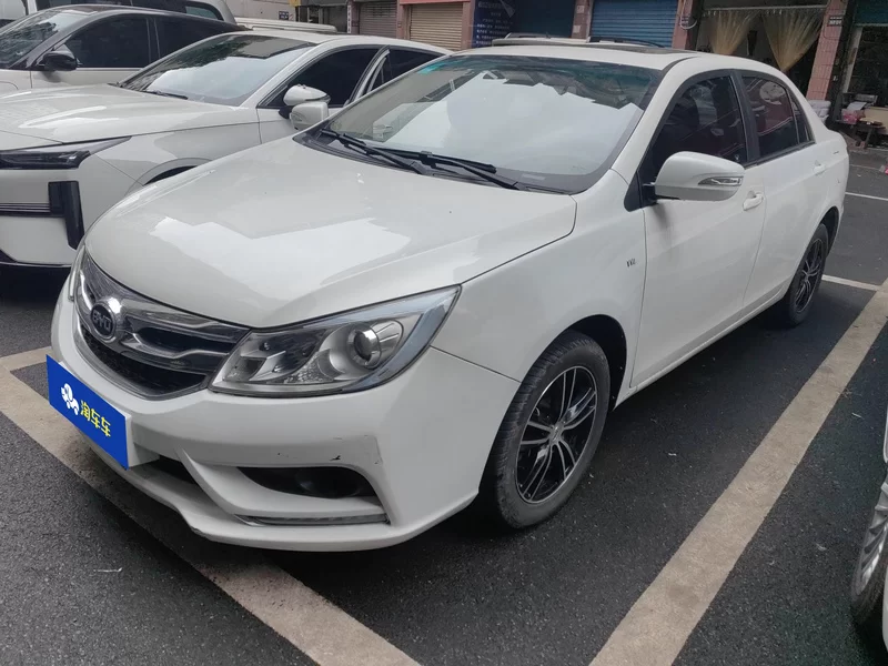 BYD SuRui 2015 car image 