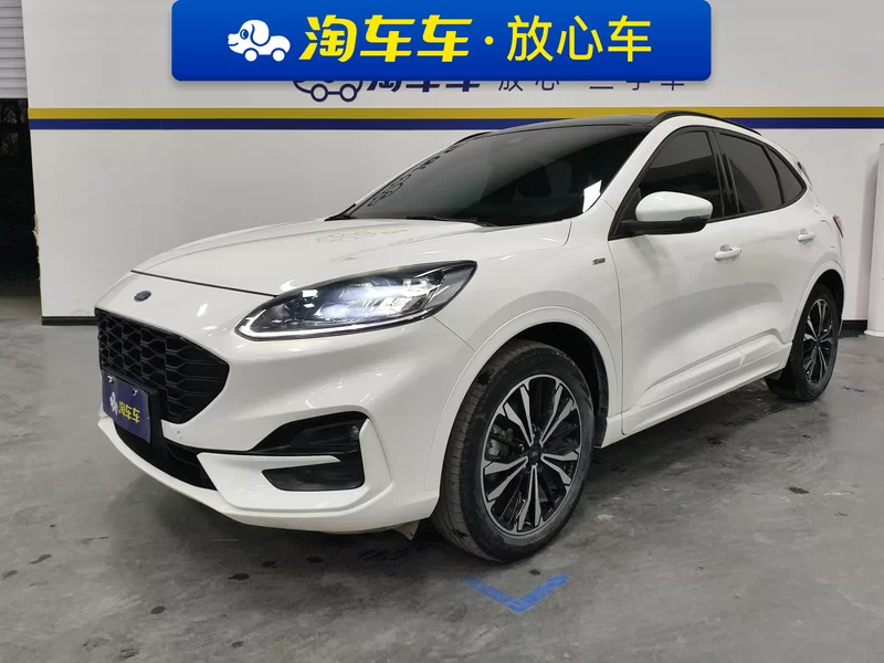 Ford Escape 2020 immagine di auto 
