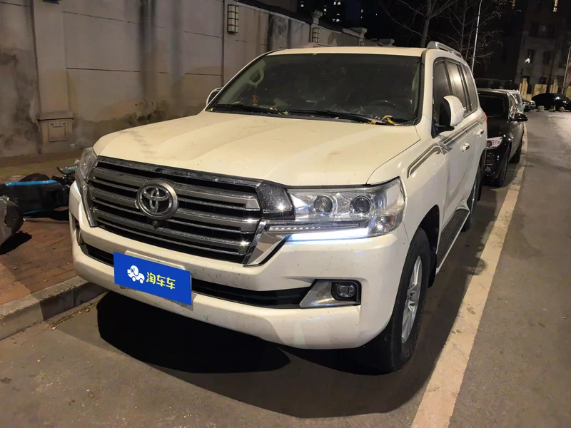 Toyota 2017 Toyota 2017 immagine di auto