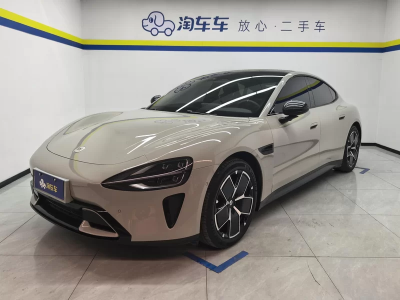 MI 2024 MI 2024 immagine di auto