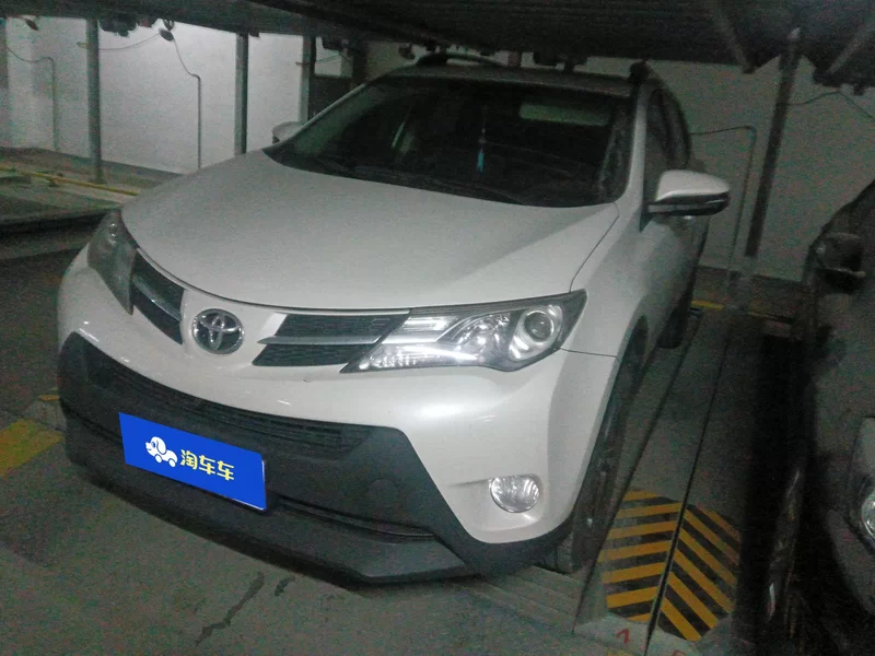 Toyota RAV4 2016 Toyota RAV4 2016 car image