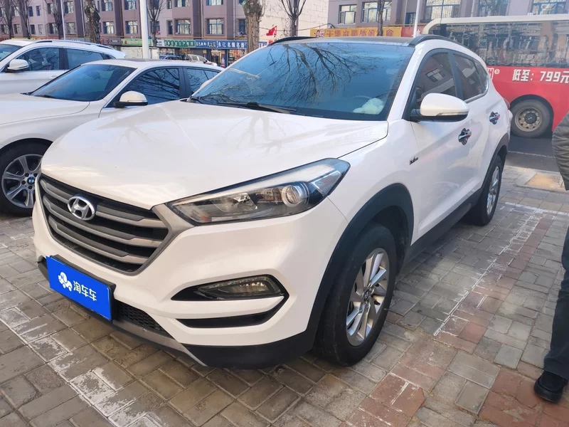 Hyundai Tucson 2017 car image 