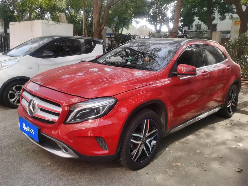 Mercedes-Benz GLA Class 2017 Mercedes-Benz GLA Class 2017 汽车图片