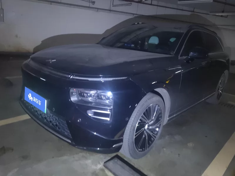 Xpeng G9 2023 immagine di auto 