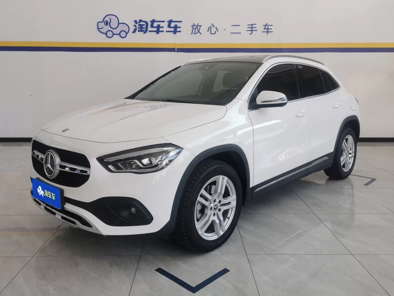 Mercedes-Benz GLA Class 2023 car image 