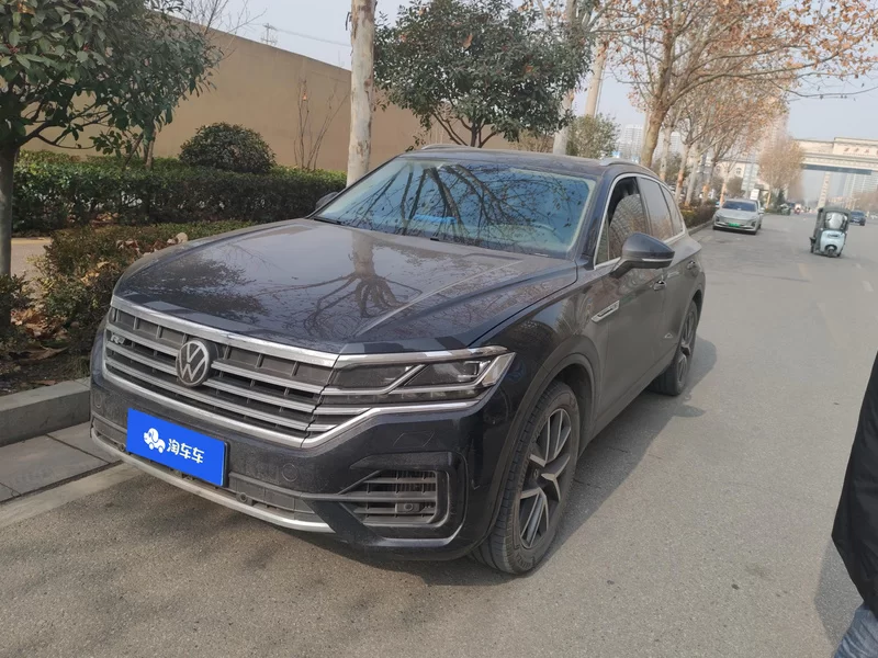 Volkswagen Touareg 2021 汽车图片 