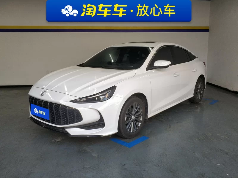 MG 5 2025 immagine di auto 