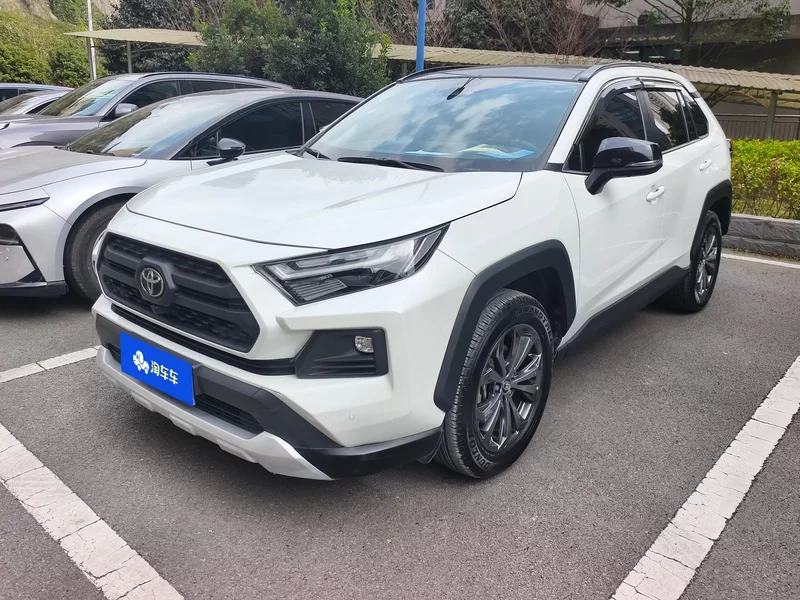 Toyota RAV4 2023 car image 