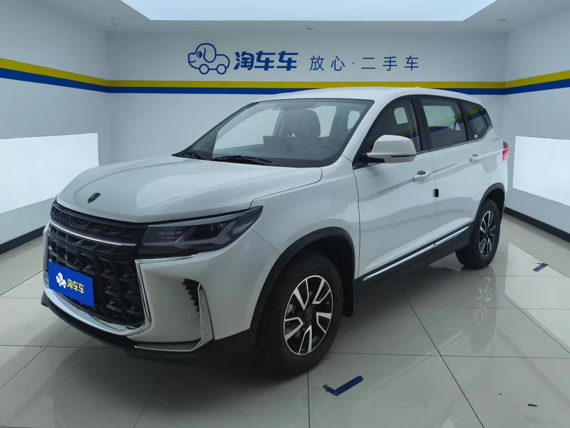 Forthing T5 2025 汽车图片 