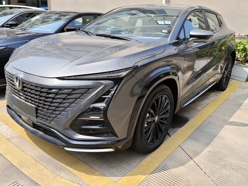 Changan UNI-T 2025 imagem de carro 