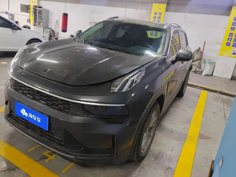 Lynk & Co 01 2024 car image 