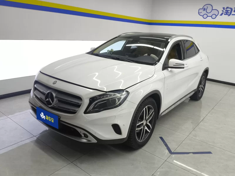 Mercedes-Benz GLA Class 2016 汽车图片 