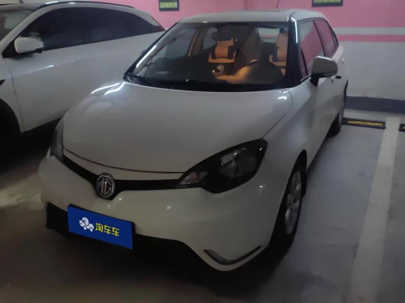 MG 3 2015 immagine di auto 