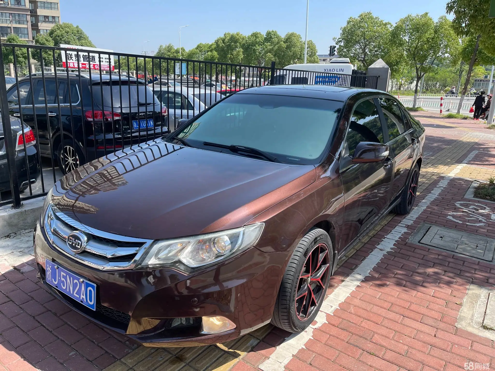 BYD SiRui 2014 car image 